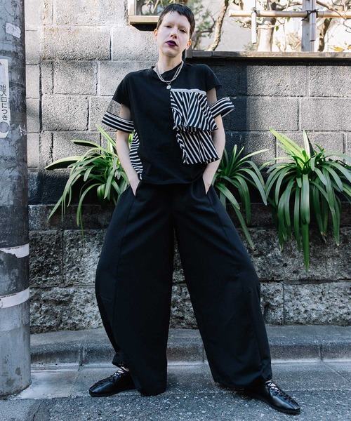 MARECHAL TERRE（マルシャルテル）の「ラッフルTシャツ（Tシャツ/カットソー・レディース・オフホワイト/ブラック/ホワイト×ネイビー/ブラック×ホワイト・MEDIUM）」の12枚目の写真