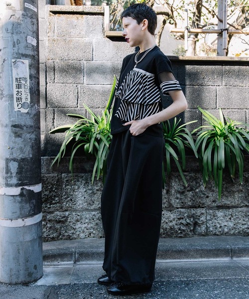 MARECHAL TERRE（マルシャルテル）の「ラッフルTシャツ（Tシャツ/カットソー・レディース・オフホワイト/ブラック/ホワイト×ネイビー/ブラック×ホワイト・MEDIUM）」の11枚目の写真