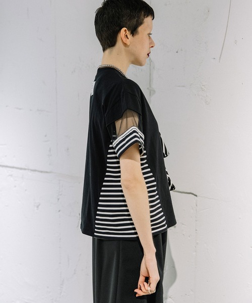 MARECHAL TERRE（マルシャルテル）の「ラッフルTシャツ（Tシャツ/カットソー・レディース・オフホワイト/ブラック/ホワイト×ネイビー/ブラック×ホワイト・MEDIUM）」の6枚目の写真
