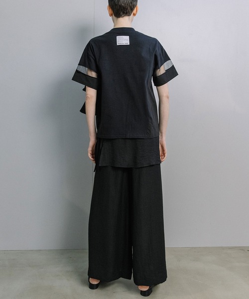 MARECHAL TERRE（マルシャルテル）の「ラッフルTシャツ（Tシャツ/カットソー・レディース・オフホワイト/ブラック/ホワイト×ネイビー/ブラック×ホワイト・MEDIUM）」の15枚目の写真