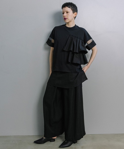 MARECHAL TERRE（マルシャルテル）の「ラッフルTシャツ（Tシャツ/カットソー・レディース・オフホワイト/ブラック/ホワイト×ネイビー/ブラック×ホワイト・MEDIUM）」の17枚目の写真