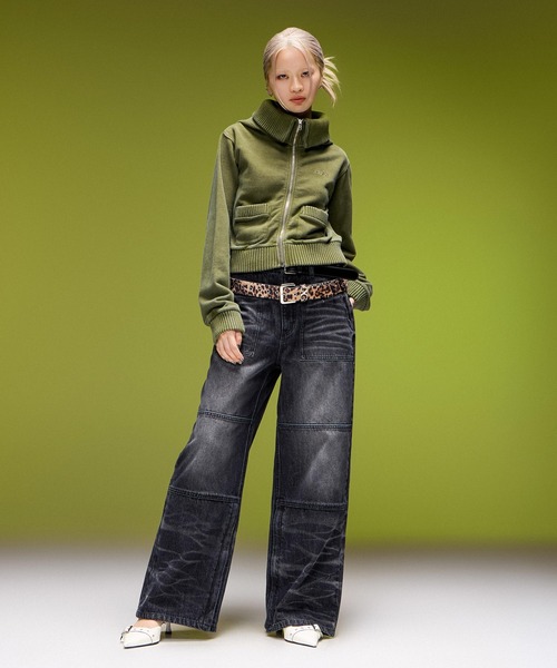 X-girl(エックスガール)の「FADED SWEAT AND RIB ZIP UP COMPACT HOODIE(パーカー・レディース・ブラック/オリーブ・S/M)」の11枚目の写真