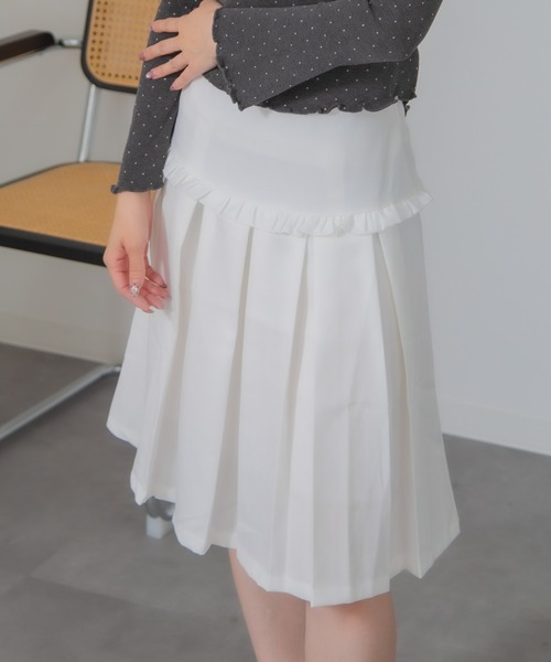 Chiina(チーナ)の「Chiina / ボックスプリーツ膝丈スカート(スカート・レディース・グレー/ベージュ/ブラック/ホワイト・MEDIUM/SMALL)」の16枚目の写真