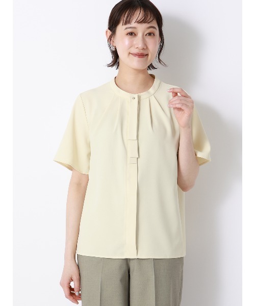 SUIT SQUARE（スーツスクエア）の「ボウタイブラウス／半袖／ウォッシャブル／接触冷感／UVカット／ジョーゼット／メタルパーツ（シャツ/ブラウス・レディース・ネイビー/イエロー/ラベンダー/ホワイト・38/40）」の13枚目の写真