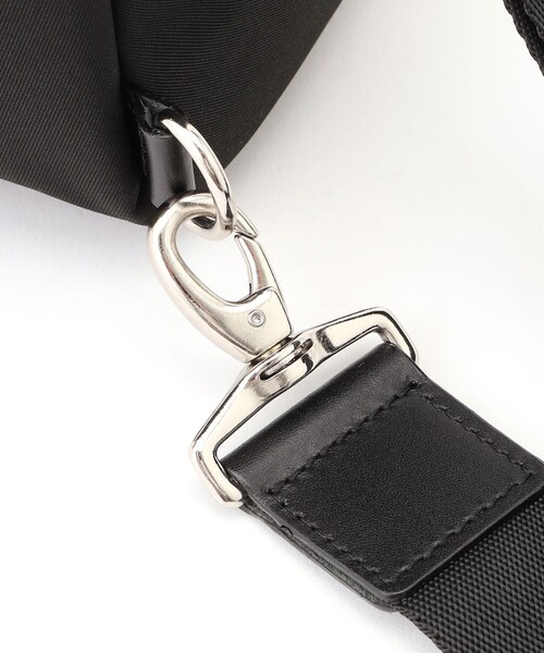 MACKINTOSH PHILOSOPHY(マッキントッシュ フィロソフィー)の「【WEB&一部店舗限定】バルヴェニー ボディバック(ボディバッグ/ウエストポーチ・メンズ・ダークネイビー/ブラック・FREE)」の8枚目の写真
