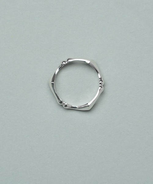 MAISON SPECIAL(メゾンスペシャル)の「《UNISEX》F-hole Motif Three-Link Ring/Fホールモチーフ3リンクリング【MAISON SPECIAL/メゾンスペシャル】(リング・メンズ・シルバー・15 /21/19/17)」の3枚目の写真