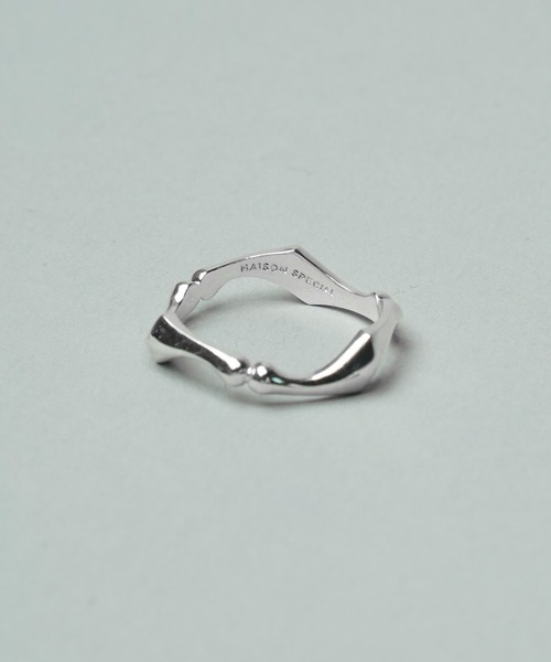 MAISON SPECIAL(メゾンスペシャル)の「《UNISEX》F-hole Motif Three-Link Ring/Fホールモチーフ3リンクリング【MAISON SPECIAL/メゾンスペシャル】(リング・メンズ・シルバー・15 /21/19/17)」の5枚目の写真