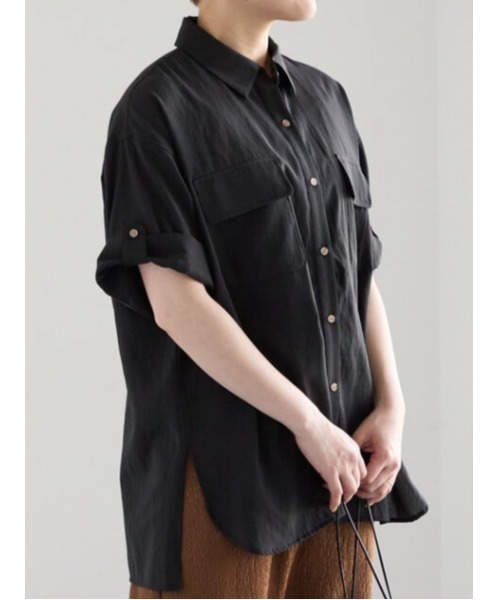 Te chichi(テチチ)の「Wポケット5分袖オーバーシャツ《2026 SUMMER LOOK item》(シャツ/ブラウス・レディース・オフホワイト/ブラック/カーキ・F)」の1枚目の写真