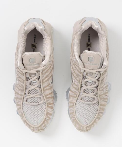 NIKE（ナイキ）の「NIKE　SHOX TL（スニーカー・レディース・ホワイト系その他・25/23.5/24.5/24）」の5枚目の写真