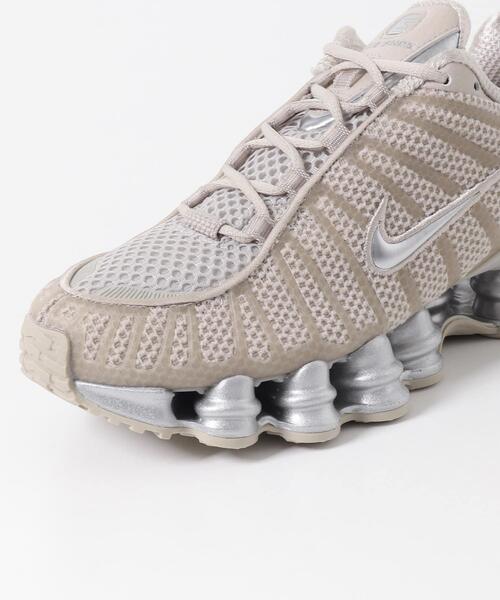 NIKE（ナイキ）の「NIKE　SHOX TL（スニーカー・レディース・ホワイト系その他・25/23.5/24.5/24）」の8枚目の写真