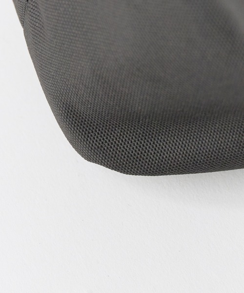 PENNEYS（ぺニーズ）の「PENNEYS/ペニーズ DRAWSTRING POUCH ロゴワッペン 巾着仕様 ショルダーバッグ 2026年 夏 夏服（ショルダーバッグ・メンズ・ブラック/ベージュ/オリーブ/ネイビー・FREE）」の15枚目の写真