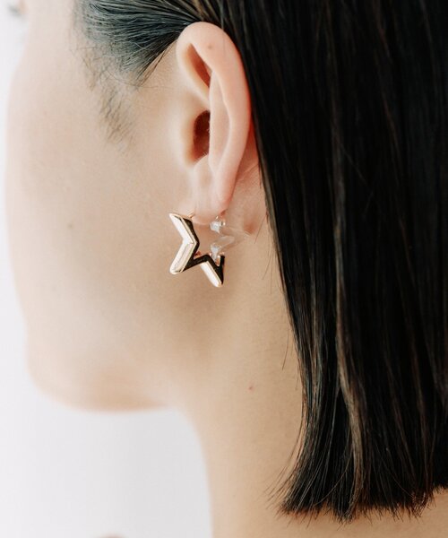 ear PAPILLONNER(イアパピヨネ)の「《WEB限定》ハーフカラーピアス(スター&リング)(ピアス(両耳用)・レディース・クリア/ブルー/シルバー/ブルー系その他/ブルー系その他2/ホワイト/ホワイト系その他/ブルー系その他3/ホワイト系その他3/ホワイト系その他2・FREE)」の17枚目の写真