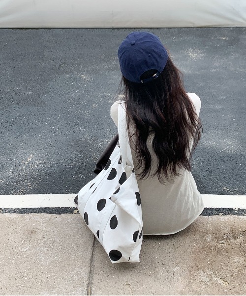 WEGO（ウィゴー）の「[A4・PC収納可]大人気ドット柄BIGエコトートバッグ（トートバッグ・レディース・ホワイト・FREE）」の6枚目の写真