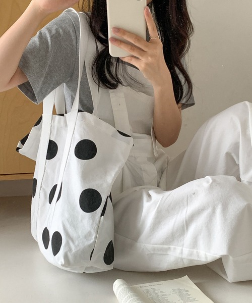 WEGO（ウィゴー）の「[A4・PC収納可]大人気ドット柄BIGエコトートバッグ（トートバッグ・レディース・ホワイト・FREE）」の18枚目の写真