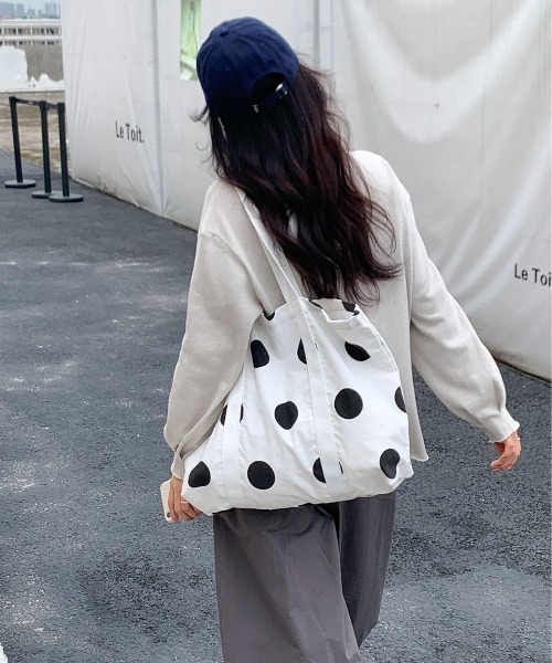 WEGO（ウィゴー）の「[A4・PC収納可]大人気ドット柄BIGエコトートバッグ（トートバッグ・レディース・ホワイト・FREE）」の17枚目の写真