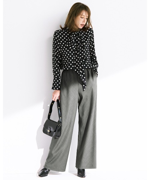 DoCLASSE( ドゥクラッセ)の「ビューティバイアスパンツⅡ/70cm(その他パンツ・レディース・ブラック/ネイビー/キャメル/ライトベージュ/ブラウン系その他/ライトグレー/ペールイエロー・11/13/9/15 )」の1枚目の写真