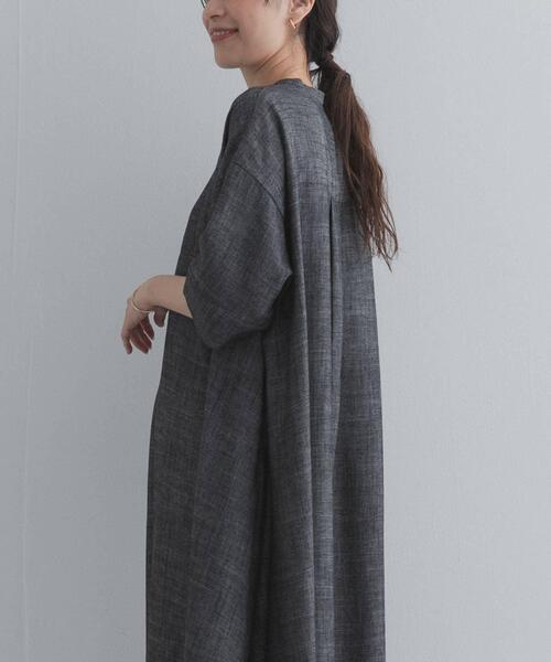 URBAN RESEARCH DOORS(アーバンリサーチドアーズ)の「リネン混5分袖ミディワンピース(ワンピース・レディース・ブラック/インディゴブルー・FREE)」の9枚目の写真