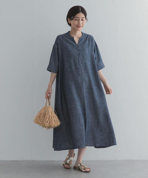 URBAN RESEARCH DOORS(アーバンリサーチドアーズ)の「リネン混5分袖ミディワンピース(ワンピース・レディース・ブラック/インディゴブルー・FREE)」の14枚目の写真
