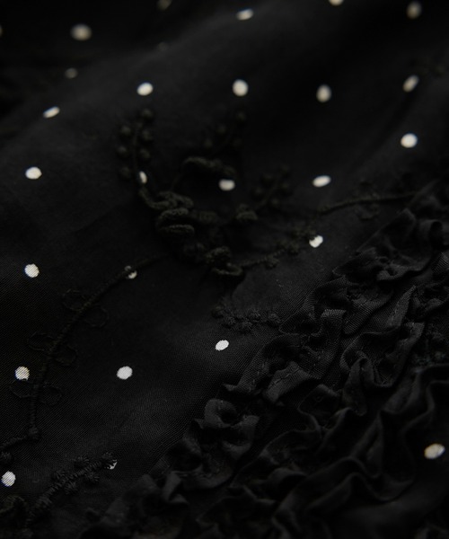 crinkle crinkle crinkle(クリンクルクリンクルクリンクル)の「【WEB先行販売】【crinkle crinkle crinkle】別注ドットレーヨンシャンタン 3D刺繍パンツ(その他パンツ・レディース・ブラック系その他・FREE)」の11枚目の写真