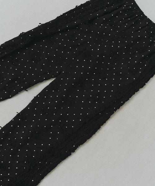 crinkle crinkle crinkle】別注ドットレーヨンシャンタン 3D刺繍パンツ