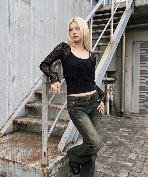 .KOM(ドットコム)の「A'GEM/9 × .kom 『.KOM/ドットケーオーエム』Allover Lace Ribbon Long Sleeve Top/総レースリボン長袖トップス(カーディガン/ボレロ・レディース・ブラック/アイボリー・FREE)」の5枚目の写真