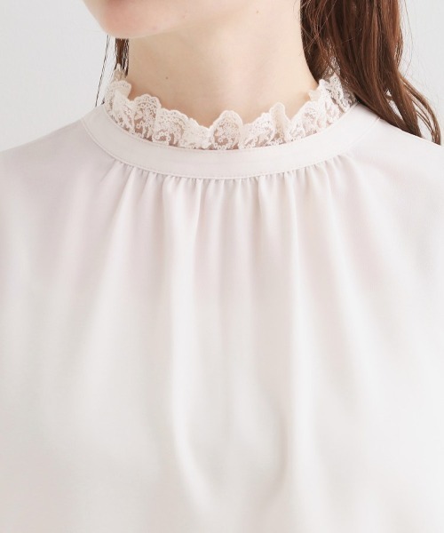 couture brooch(クチュールブローチ)の「【大人上品・前後2WAY】エンブロレース 5分袖ブラウス【洗濯機可】(シャツ/ブラウス・レディース・ブラック/アイボリー/サックスブルー・42/40/38/36)」の10枚目の写真