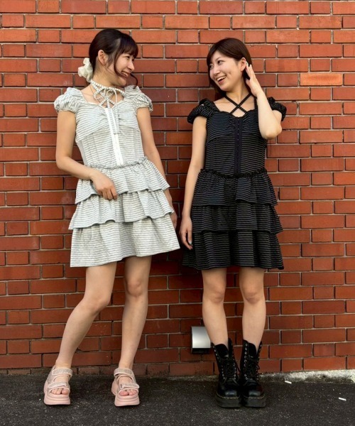 Candy Stripper（キャンディストリッパー）の「DOUBLE PUFF SLEEVE BORDER MINI ワンピース（ワンピース・レディース・グレー/ライトグレー・FREE）」の20枚目の写真