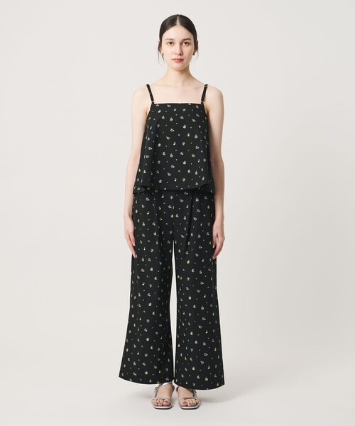 THOUSAND MILE(サウザンドマイル)の「【WEB限定】<THOUSAND MILE>キャミソール&パンツ フラワー セットアップ UVカット はっ水(サロペット/オーバーオール・レディース・その他1・FREE)」の18枚目の写真