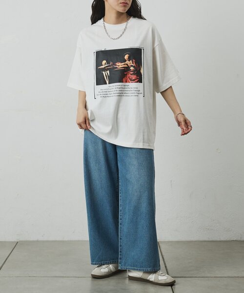 COLONY 2139（コロニートゥーワンスリーナイン）の「【ConVenir】カラヴァッジョTシャツ（Tシャツ/カットソー・メンズ・ブラック/ホワイト・MEDIUM/LARGE）」の7枚目の写真