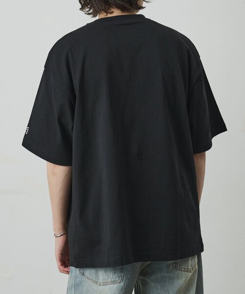 COLONY 2139（コロニートゥーワンスリーナイン）の「【ConVenir】カラヴァッジョTシャツ（Tシャツ/カットソー・メンズ・ブラック/ホワイト・MEDIUM/LARGE）」の21枚目の写真