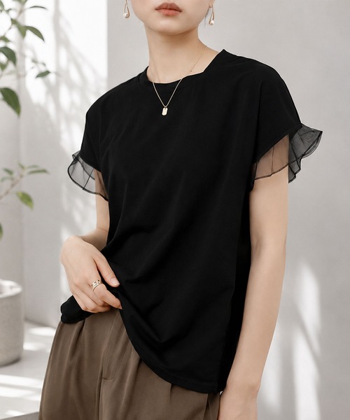 Amulet(アミュレット)の「大人も取り入れやすい可愛さ◎二の腕気にならない♪ チュールフリルスリーブ半袖Tシャツ(Tシャツ/カットソー・レディース・ネイビー/ブラウン/グレー/ホワイト/ブラック/ピンク・S/M)」の1枚目の写真