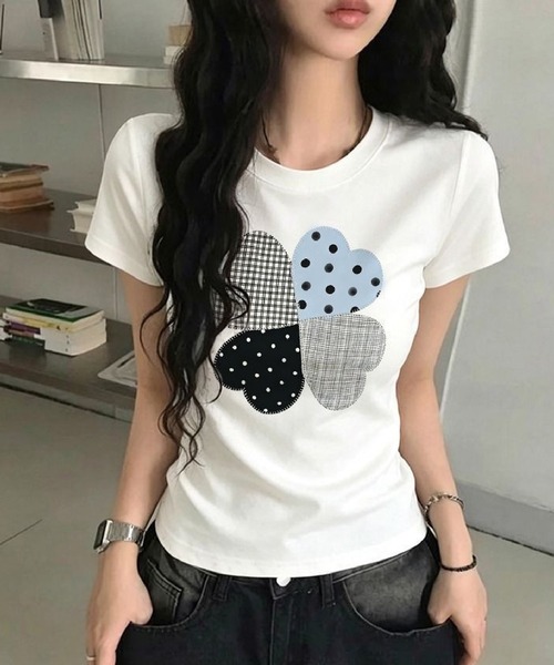HALEY PESCA(ヘーリーペスカ)の「HALEY PESCA/クローバーパッチワークTシャツ(Tシャツ/カットソー・レディース・ホワイト・SMALL)」の2枚目の写真