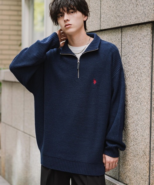U.S. POLO ASSN.(ユーエスポロアッスン)の「新色追加 U.S. POLO ASSN. ユーエスポロアッスン 別注コラボオーバーサイズワンポイントロゴ刺繍畦編みハーフジップ長袖ニットセーター(ニット/セーター・メンズ・アイボリー/ブラウン/ブラック/レッド/グレー/ネイビー/チャコールグレー/ベージュ・M/XL/L)」の7枚目の写真