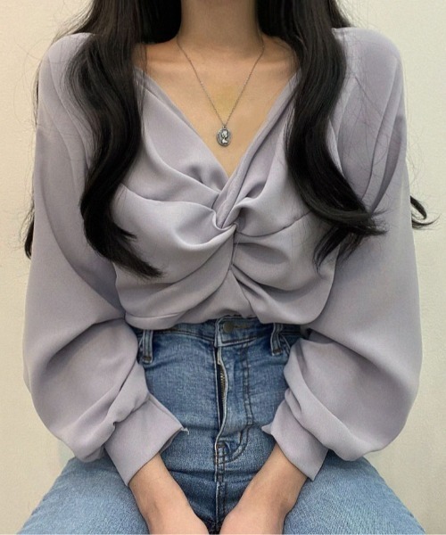 FLINEA(フリネア)の「Vネッククロス長袖ブラウス(シャツ/ブラウス・レディース・ブラック/ベージュ/ブルー/レンガ・FREE)」の18枚目の写真