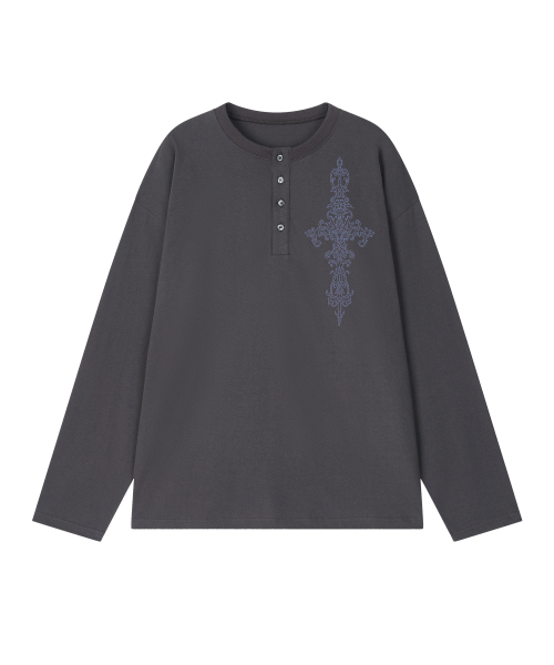 GRAVER ORDINARY（グレイバーオーディナリー）の「[ODNR UNISEX]SIM CROSS ヘンリーネック ロングスリーブ Tシャツ_3color（Tシャツ/カットソー・レディース・ベージュ/ブラック/チャコールグレー・M/LARGE）」の21枚目の写真