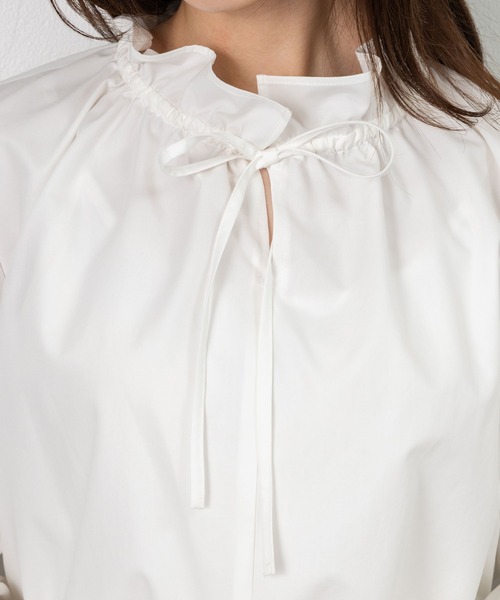 MAISONCOMFY （メゾンコンフィ）の「【フリルブラウス】ハレの日もいつもの日も着たい上品ブラウス（シャツ/ブラウス・レディース・ホワイト/サックスブルー/ネイビー・M/L）」の17枚目の写真