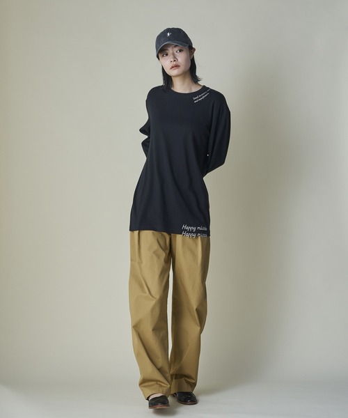 mintdesigns(ミントデザインズ)の「Over Embroidery T-Shirt(Tシャツ/カットソー・レディース・ブラック/ホワイト・2/5)」の5枚目の写真