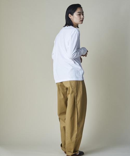mintdesigns(ミントデザインズ)の「Over Embroidery T-Shirt(Tシャツ/カットソー・レディース・ブラック/ホワイト・2/5)」の7枚目の写真