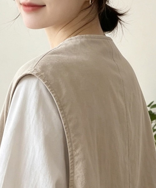 ONEP STAR(ワンピスター)の「ノーカラーボタンデザインベスト(ベスト・レディース・ブラック/ベージュ/カーキ・MEDIUM/LARGE/X-LARGE)」の20枚目の写真