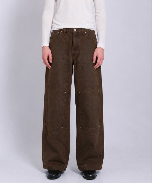 TANAKA(タナカ)の「【TANAKA/タナカ】別注WORK JEAN TROUSERS(デニムパンツ・メンズ・ダークブラウン・28inch/30 inch/32inch/34inch)」の1枚目の写真
