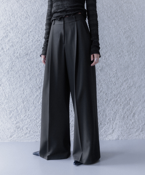 MEMUA(メムア)の「ポール マキシワイドウールスラックス(ボカシベージュ)(スラックス・レディース・ブラック/カーキ/ピンク・SMALL/MEDIUM/LARGE)」の6枚目の写真