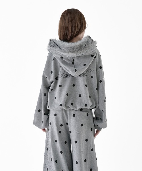Melviianne(メルヴィアンヌ)の「Fur hood big logo sweat parker(パーカー・レディース・LT.Gray/Black/PINK・MEDIUM/SMALL)」の19枚目の写真