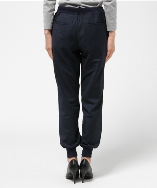 titivate（ティティベイト）の「ウエストリブジョッパーズパンツ（その他パンツ・レディース・ベージュ/ネイビー/ブラック/グレー・M/L）」の7枚目の写真