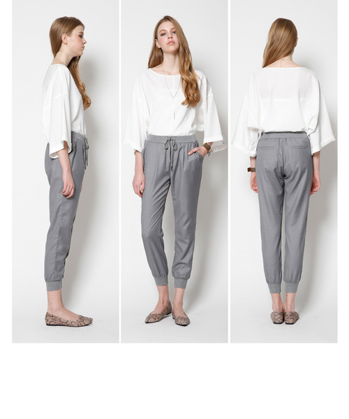 titivate（ティティベイト）の「ウエストリブジョッパーズパンツ（その他パンツ・レディース・ベージュ/ネイビー/ブラック/グレー・M/L）」の16枚目の写真