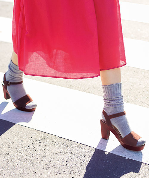 ORiental TRaffic（オリエンタルトラフィック）の「春夏新作★ウッドヒールサンダル★7208（サンダル・レディース・ブルー/ブラウン/ホワイト/ブラック・S/M/L/LL）」の13枚目の写真