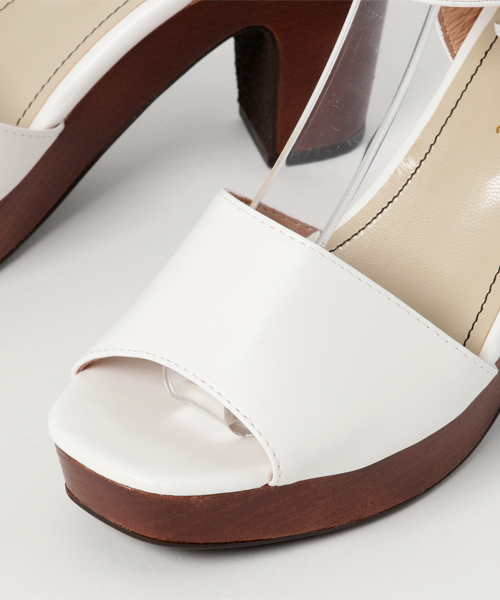 ORiental TRaffic（オリエンタルトラフィック）の「春夏新作★ウッドヒールサンダル★7208（サンダル・レディース・ブルー/ブラウン/ホワイト/ブラック・S/M/L/LL）」の8枚目の写真