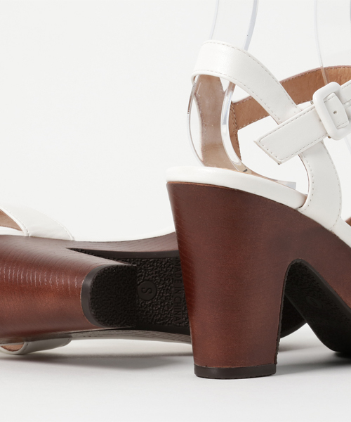 ORiental TRaffic（オリエンタルトラフィック）の「春夏新作★ウッドヒールサンダル★7208（サンダル・レディース・ブルー/ブラウン/ホワイト/ブラック・S/M/L/LL）」の10枚目の写真