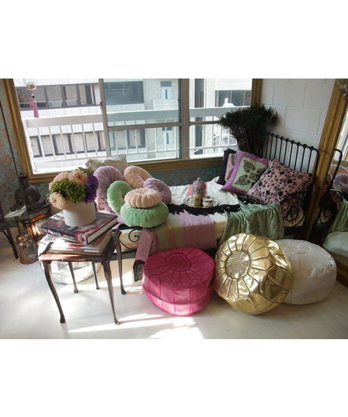 Velnica（ヴェルニカ）の「CUSHION M（クッション/クッション