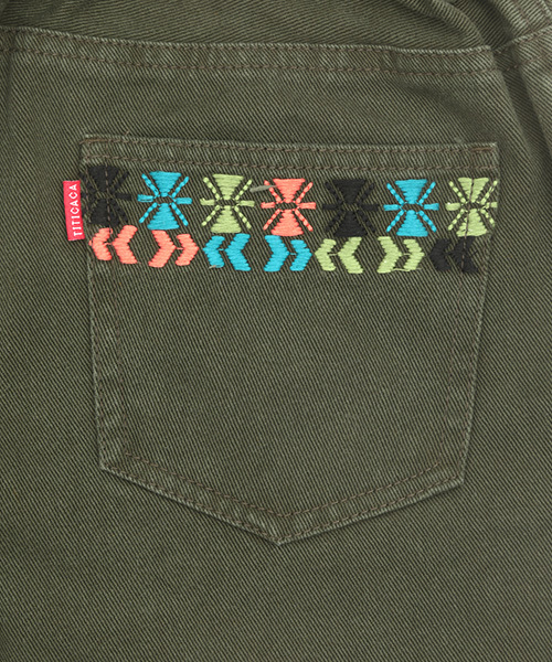 チチカカ(チチカカ)の「グァテマラ刺繍デニムショートパンツ(デニムパンツ・レディース・カーキ/ブラック/ブルー・LARGE/MEDIUM)」の19枚目の写真