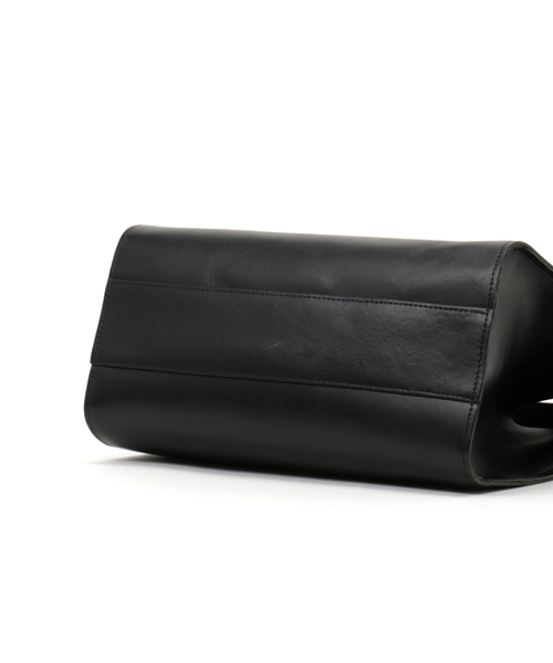 CLEDRAN(クレドラン)の「CL2442 ROND FLAP TOTE レザー トートバッグ(トートバッグ・レディース・ブラック/ブラウン/キャメル・FREE)」の7枚目の写真